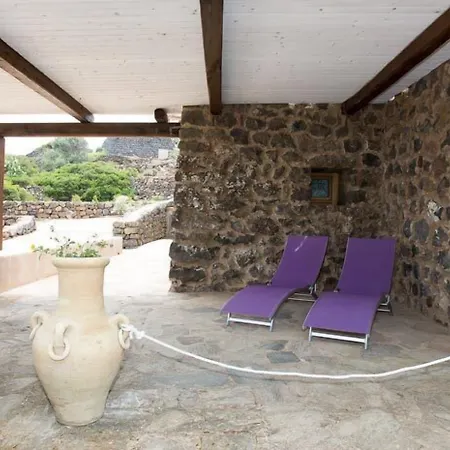 Dammusi Al-qubba Wellness & Oda ve Kahvaltı Campobello