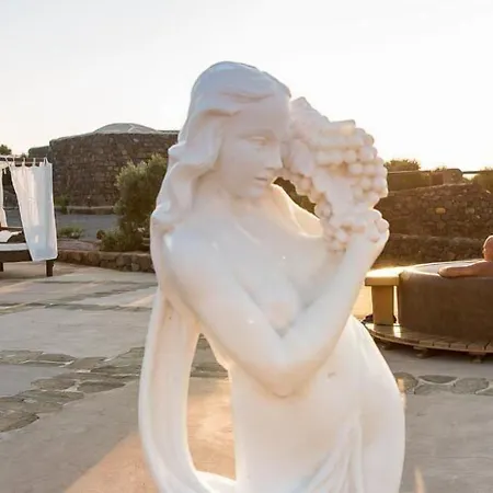 Dammusi Al-qubba Wellness & 4*