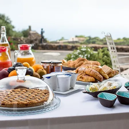 Dammusi Al-qubba Wellness & Oda ve Kahvaltı Campobello