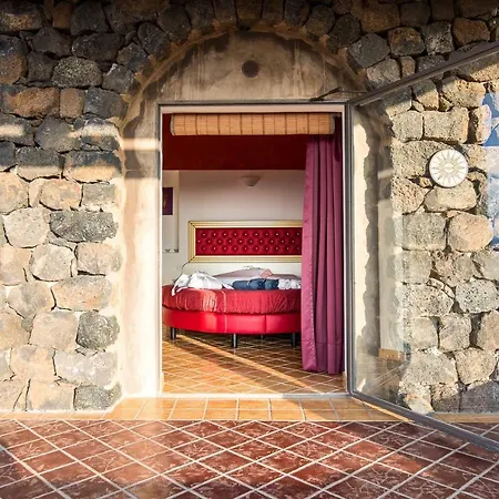 Dammusi Al-qubba Wellness & Campobello