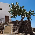 Dammusi Al-qubba Wellness & Nocleg ze śniadaniem Campobello