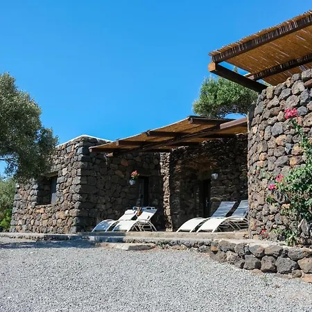 Bed & Breakfast Dammusi Al-qubba Wellness &
