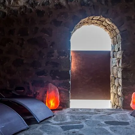 Bed & Breakfast Dammusi Al-qubba Wellness & 4*
