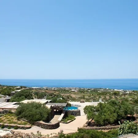 Dammusi Al-qubba Wellness & Bed & Breakfast 4*