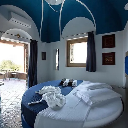 Bed & Breakfast Dammusi Al-qubba Wellness & Campobello