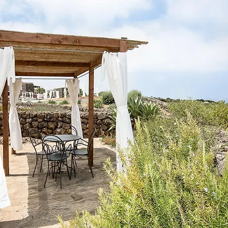 Dammusi Al-qubba Wellness & Bed & Breakfast 4*