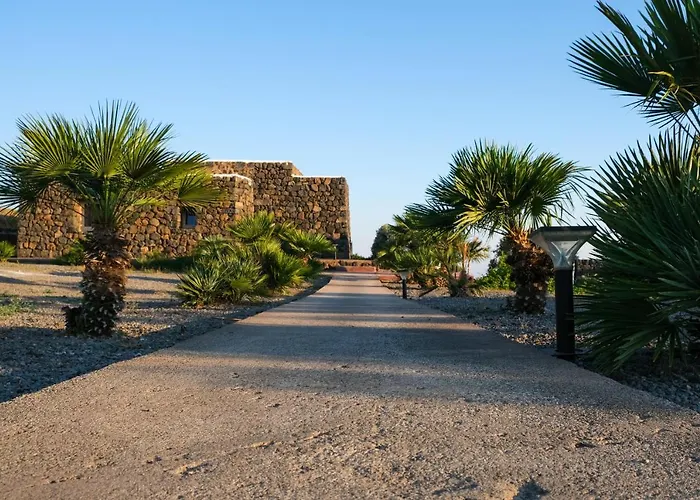 Dammusi Al-qubba Wellness&resort Bed & Breakfast Campobello