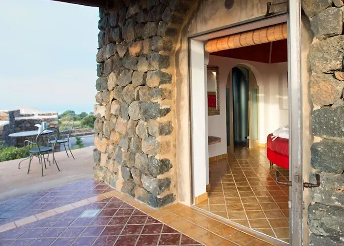 Bed & Breakfast Dammusi Al-qubba Wellness&resort 4*